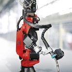 RACER – błyskawiczne roboty dostępne z oprzyrządowaniem spawalniczym