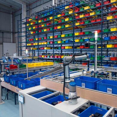 Siemens, Universal Robots i Zivid prezentują rozwiązanie nowej generacji do obsługi zamówień w logistyce wewnętrznej