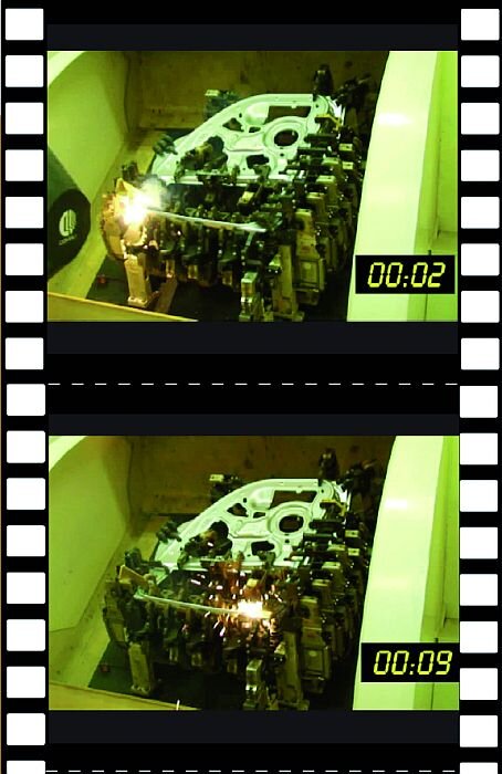 Zgrzewanie za pomocą systemu Smart Laser elementów drzwi modelu Lancia Delta; źródło: Comau Robotics
