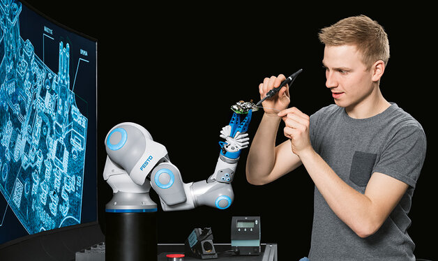 BionicCobot: lekki robot pneumatyczny wykorzystujący technologię zastosowaną w Festo Motion Terminal jako przykład współpracy człowiek-maszyna