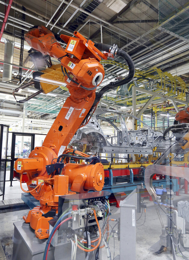 ABB dostarczy ponad 250 robotów do produkcji nowego Mercedesa