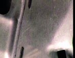 Widok odcinków zgrzewania wykonanych za pomocą systemu Smart Laser Comau na wewnętrznych elementach drzwi modelu Lancia Delta