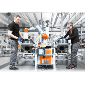 Roboty współpracujące w różnych sektorach przemysłu