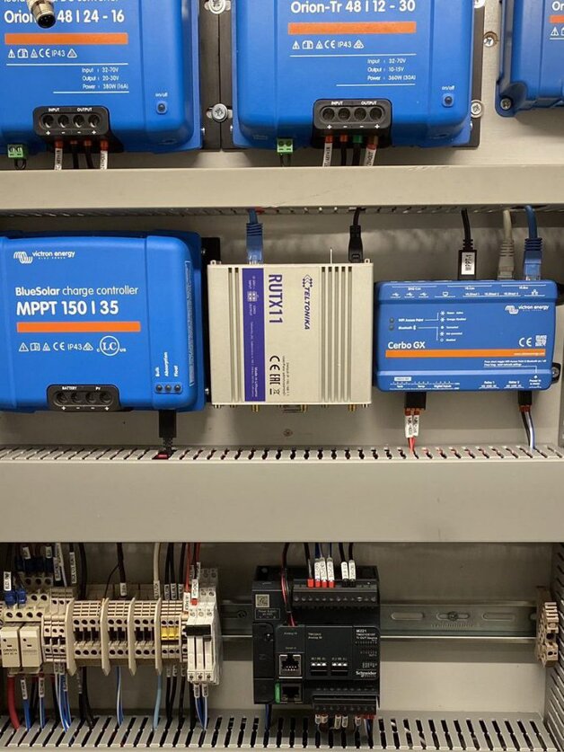 2IMG_2224-edited-1-768x1023