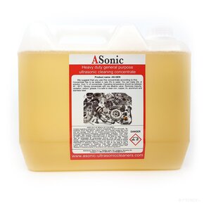 Niskoalkaliczny detergent czyszczący do materiałów twardych – 1 l / 5 l