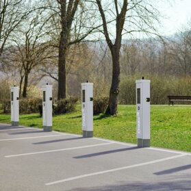 Zarządzania energią w stacjach ładowania pojazdów elektrycznych