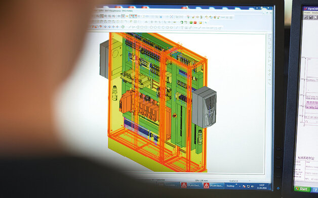 Podczas projektowania zabudowy specjaliści z Blumenbecker Automatisierungstechnik używają programu narzędziowego 3D Eplan Pro Panel