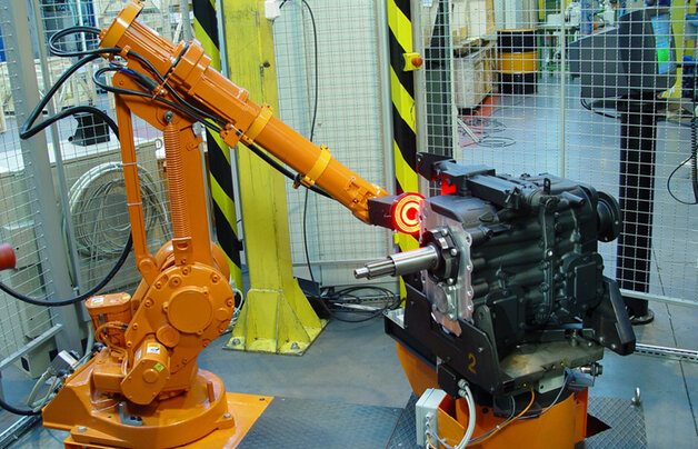 Wizyjna inspekcja skrzyni biegów z zastosowaniem robota ABB