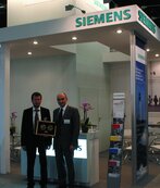 Nagrodzone stoiko firmy Siemens podczas Salonu Technologii Obróbki Metali