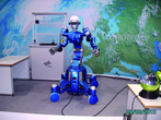 Robot humanoidalny Justin [fot. P. Stempniak]