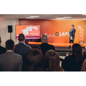 Centrum Usług Biznesowych Grupy LAPP otwarte we Wrocławiu. Fot Wojciech Chrubasik