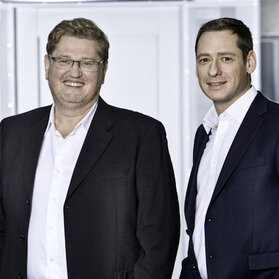 Kurs na przyszłość – nowy zarząd COPA-DATA (od lewej do prawej): Phillip Werr, (CMO/COO), Thomas Punzenberger (CEO) and Stefan Reuther (CSO).