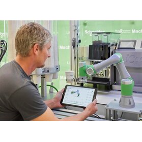 „Ramię” w ramię z człowiekiem - Lexium Cobot dla zakładów przemysłowych