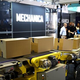 Rewolucja intralogistyczna na żywo – za nami Targi MODERNLOG