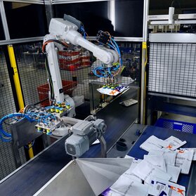 Zrobotyzowane ramię sortujące usprawni operacje FedEx w Kolonii